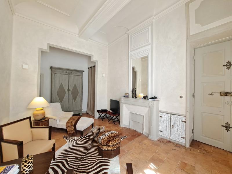 Maison - 247 m² - 6 pièces