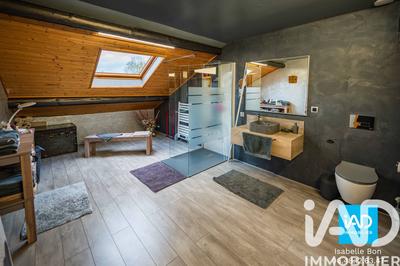 Maison de village - 321 m² - 8 pièces