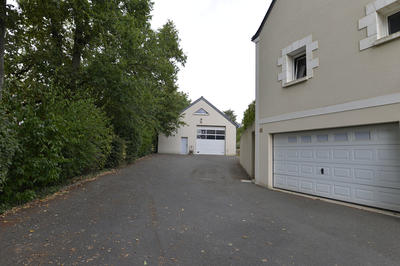 Maison - 290 m² - 7 pièces