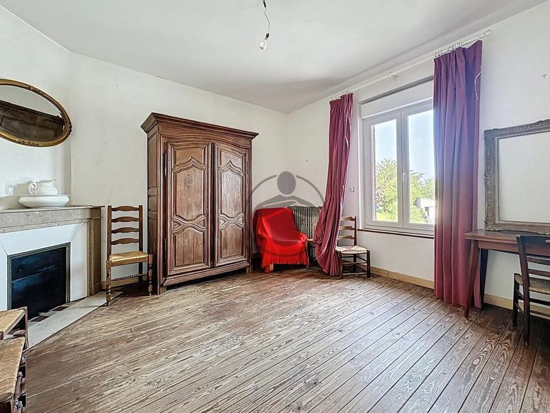 Maison - 151 m² - 6 pièces
