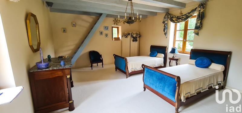 Maison - 290 m² - 6 pièces