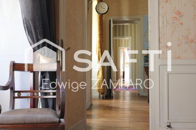 Propriété - 143 m² - 15 pièces