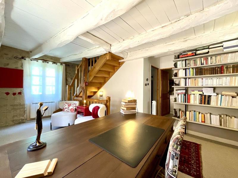 Demeure - 140 m² - 9 pièces