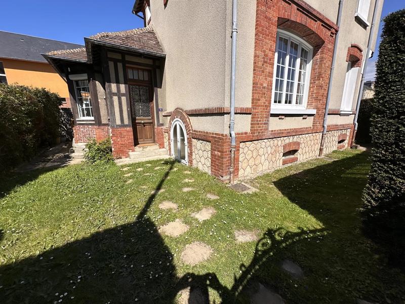 Maison - 135 m² - 6 pièces