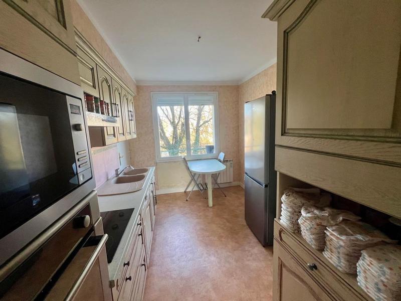 Appartement - 83 m² - 4 pièces