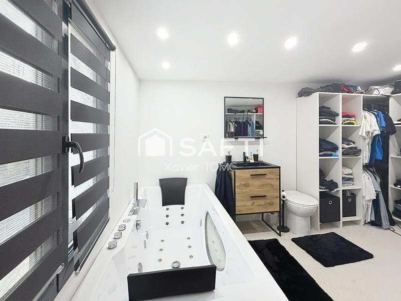 Maison - 130 m² - 8 pièces