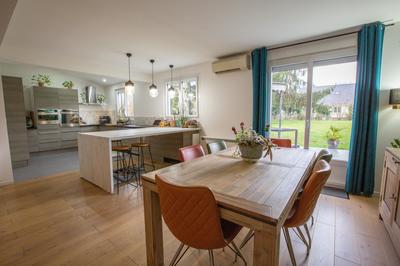 Maison - 150 m² - 7 pièces