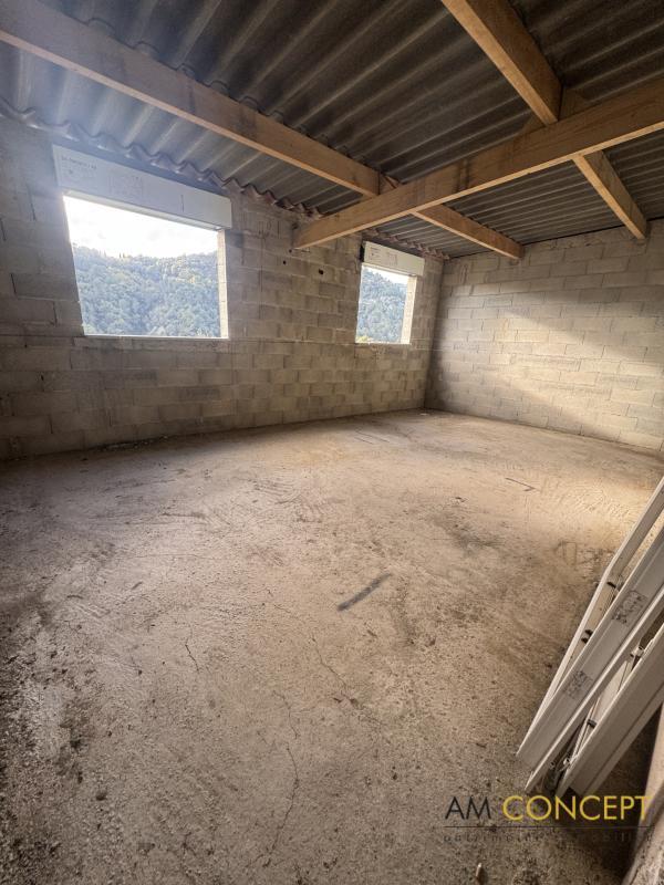 Appartement - 112 m² - 5 pièces