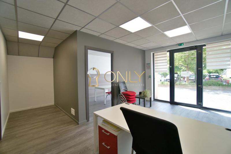 Local commercial - 38 m² - 3 pièces