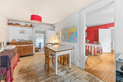 Maison - 243 m² - 10 pièces