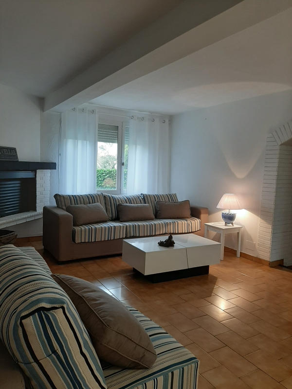 Propriété - 680 m² - 17 pièces