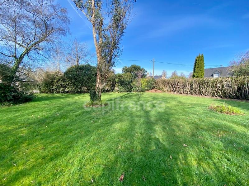 Terrain constructible - 800 m²