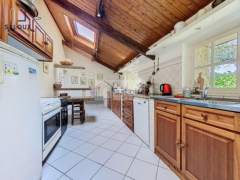 Maison - 185 m² - 6 pièces