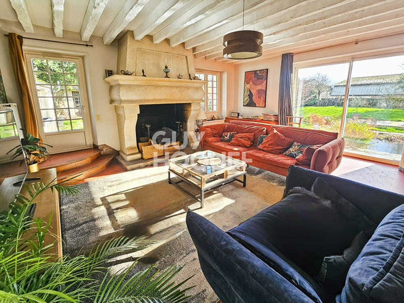 Maison - 200 m² - 8 pièces