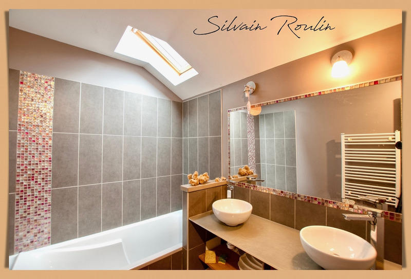 Maison - 320 m² - 8 pièces