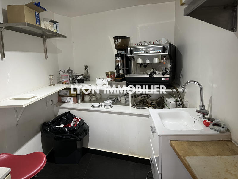 Fonds de commerce - Local commercial - 170 m²