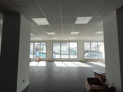 Local commercial - 160 m²