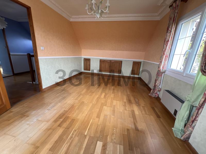 Maison - 116 m² - 6 pièces