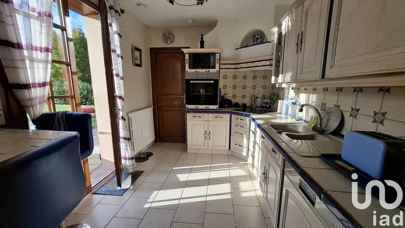 Maison - 175 m² - 12 pièces