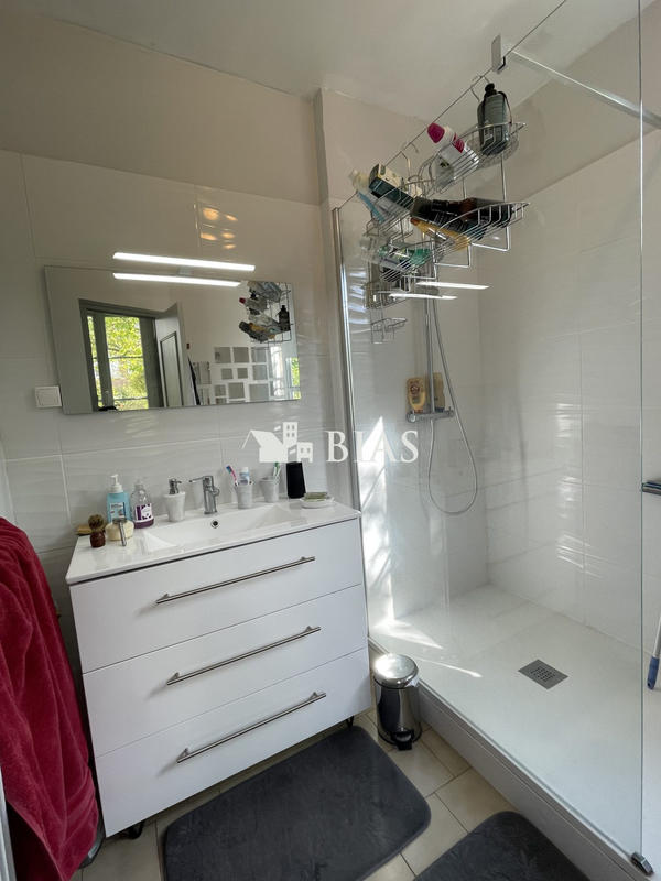 Maison - 141 m² - 6 pièces