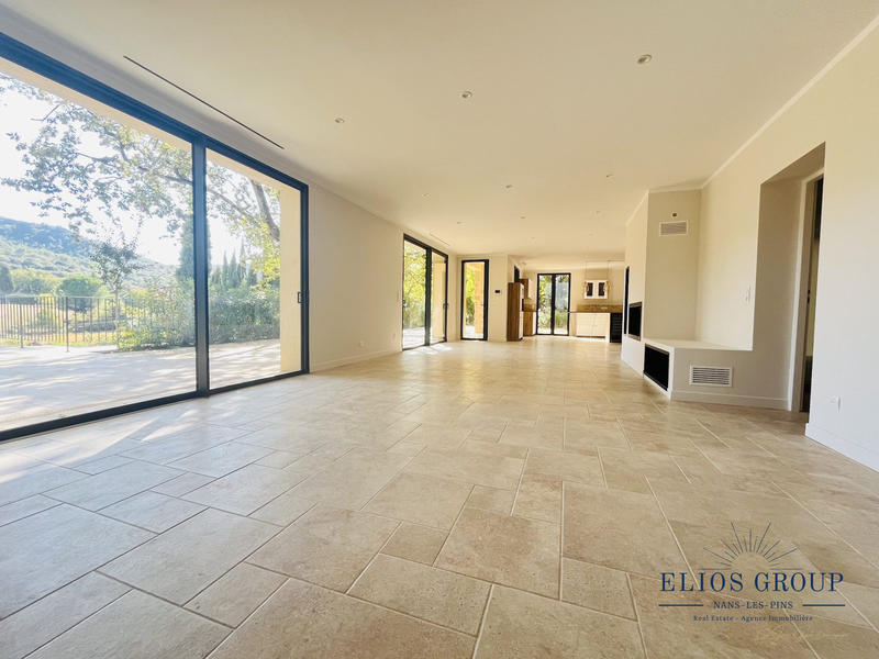 Villa - 310 m² - 10 pièces