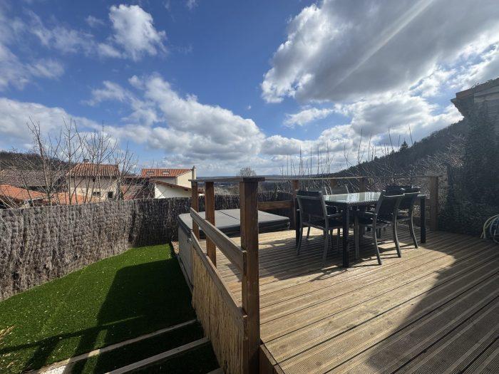 Maison - 105 m² - 5 pièces