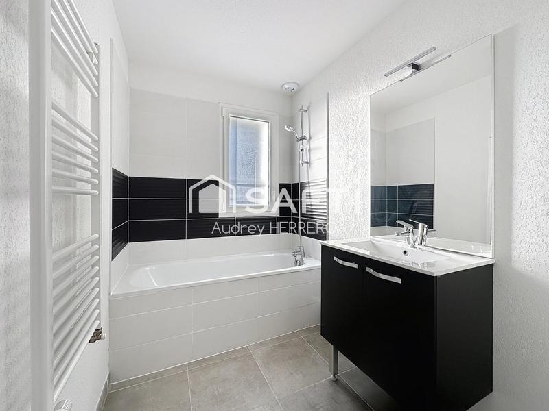 Maison - 64 m² - 3 pièces