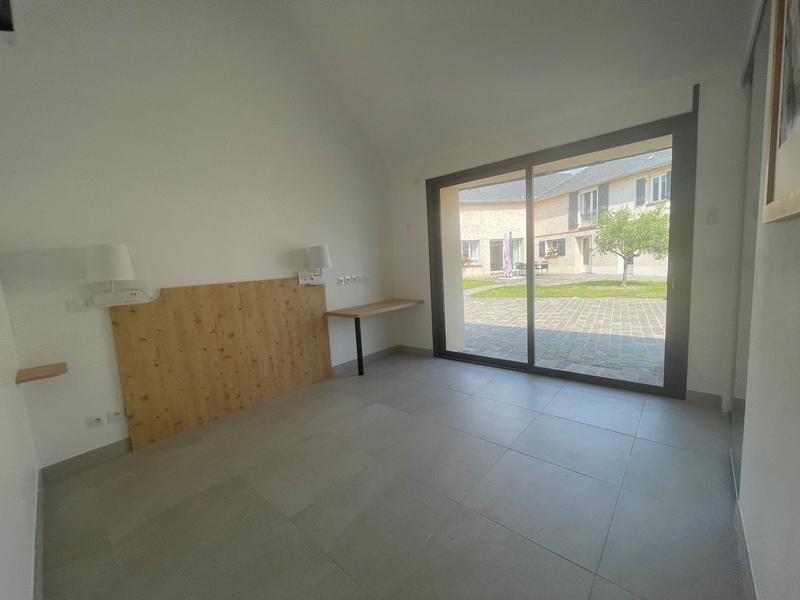 Propriété - 270 m² - 7 pièces