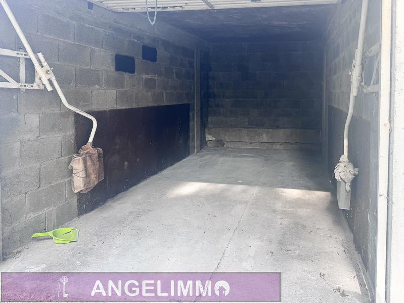 Parking / Garage - 13 m²