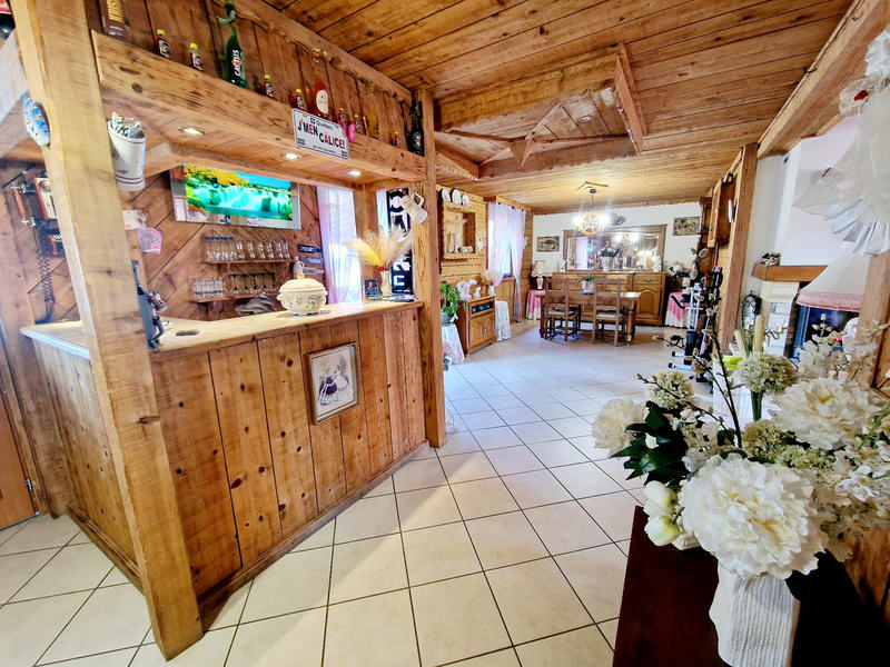 Villa - 100 m² - 4 pièces