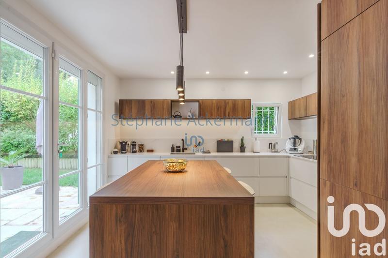 Maison - 163 m² - 7 pièces