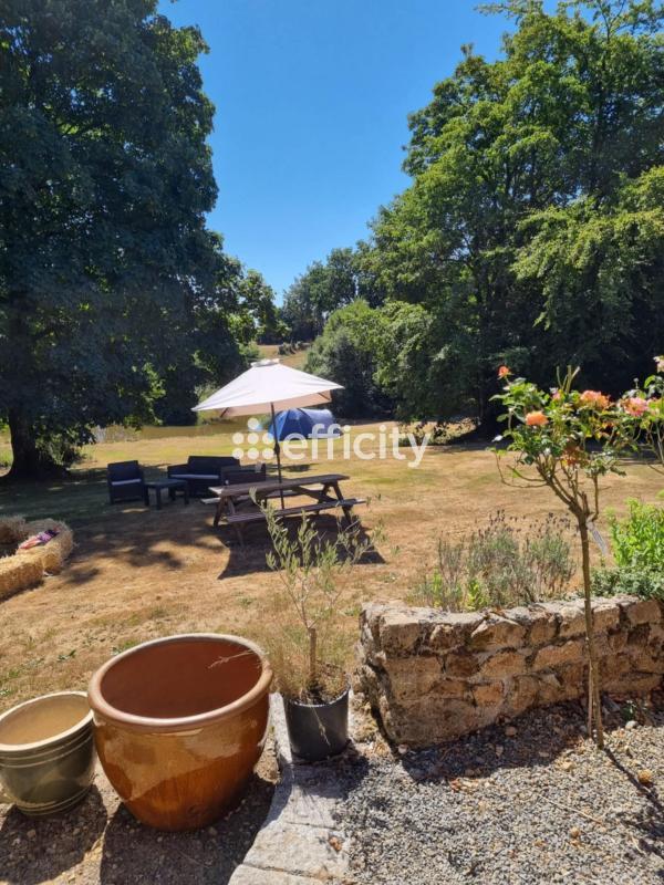 Maison - 170 m² - 7 pièces