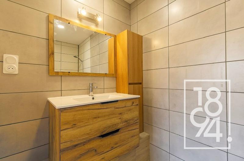 Maison - 180 m² - 5 pièces