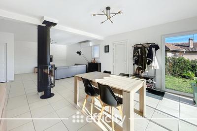 Maison - 134 m² - 5 pièces