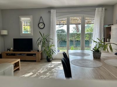 Maison traditionnelle - 69 m² - 4 pièces