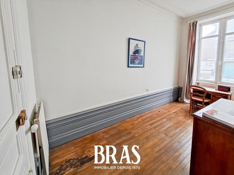Appartement - 101 m² - 5 pièces