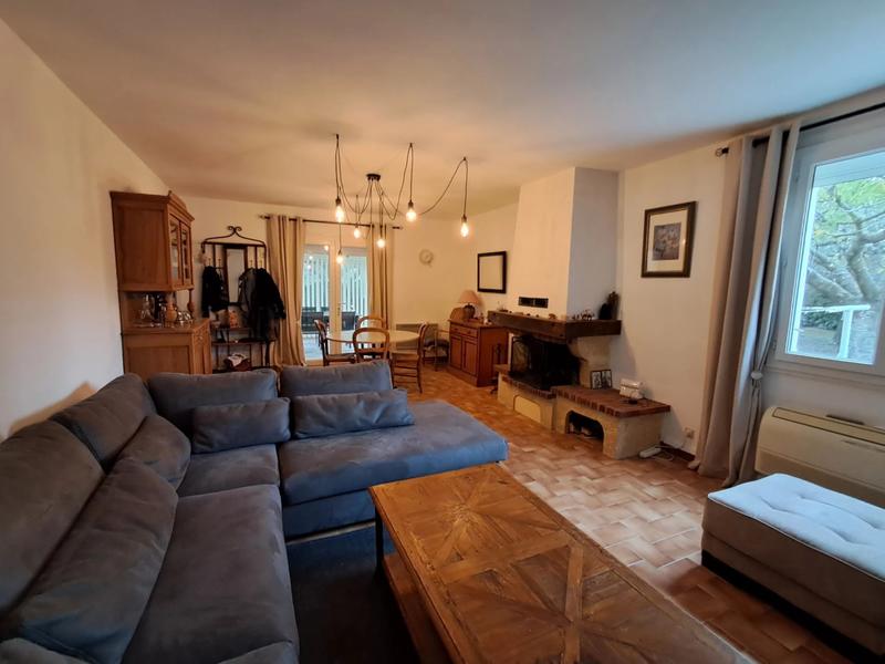 Villa - 144 m² - 8 pièces