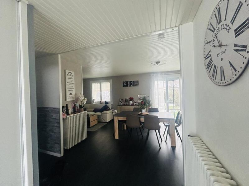 Maison - 93 m² - 5 pièces