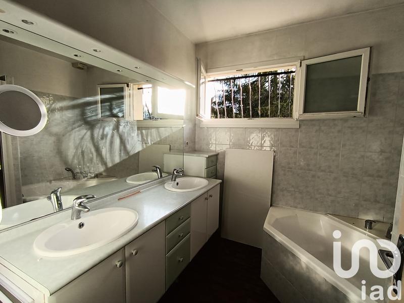 Maison - 175 m² - 7 pièces