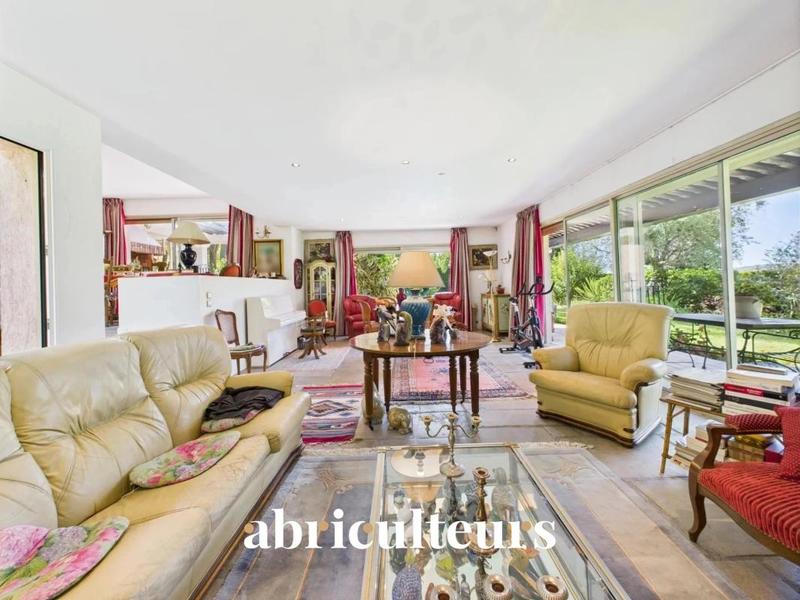 Maison ancienne - 276 m² - 7 pièces