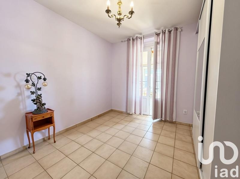Maison - 214 m² - 11 pièces