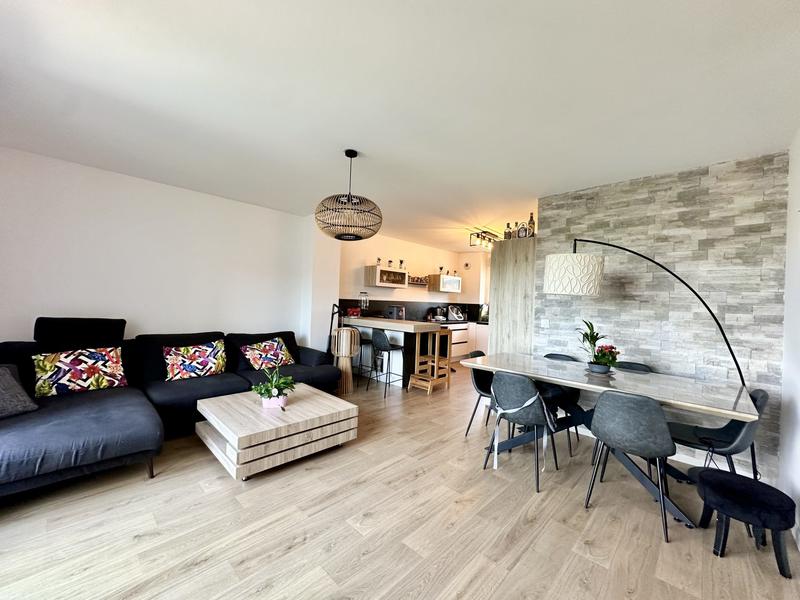 Appartement - 86 m² - 4 pièces