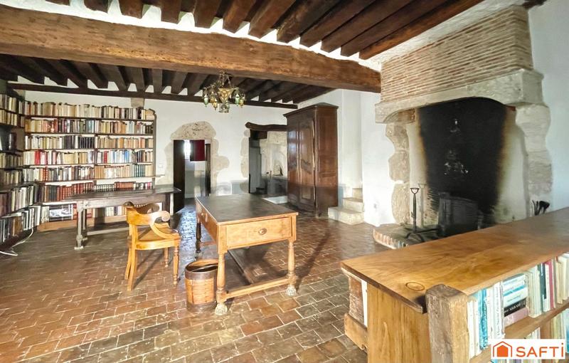 Maison - 285 m² - 15 pièces