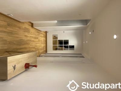 Chambre - 12 m² - 1 pièce