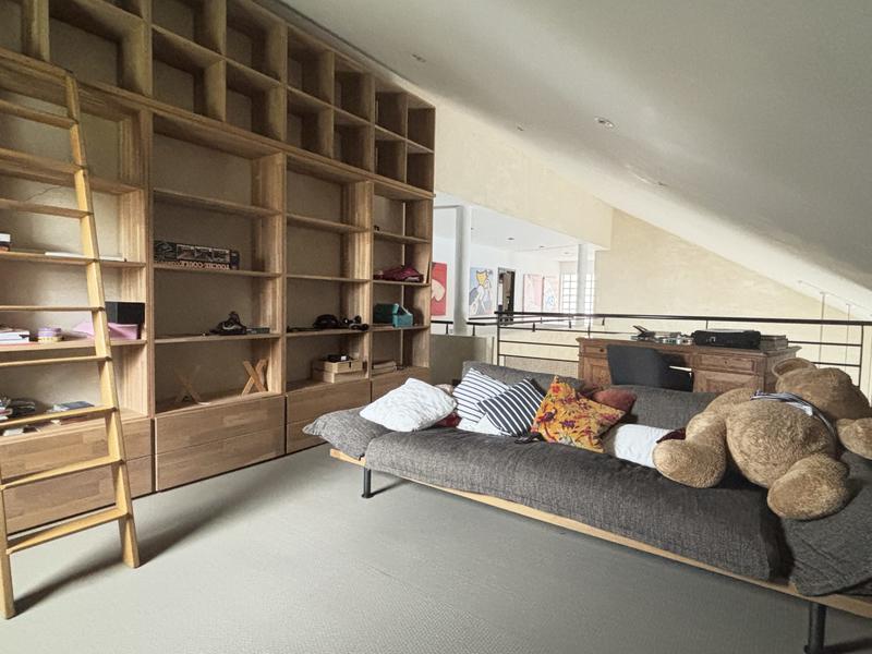 Maison traditionnelle - 225 m² - 7 pièces