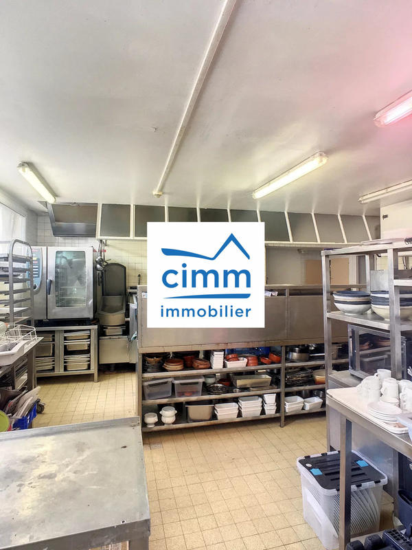 Immeuble - 1 166 m²