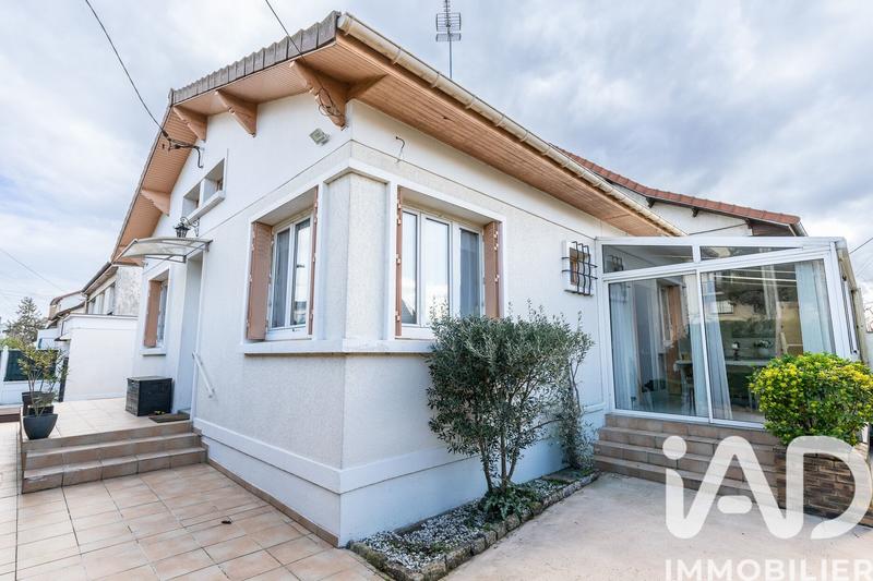 Maison - 108 m² - 5 pièces