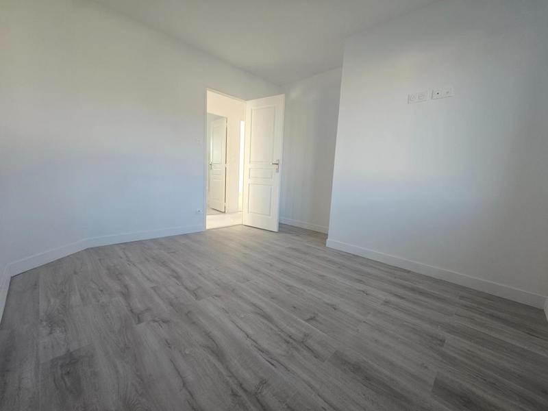 Maison - 98 m² - 4 pièces