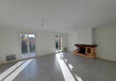 Maison - 88 m² - 4 pièces