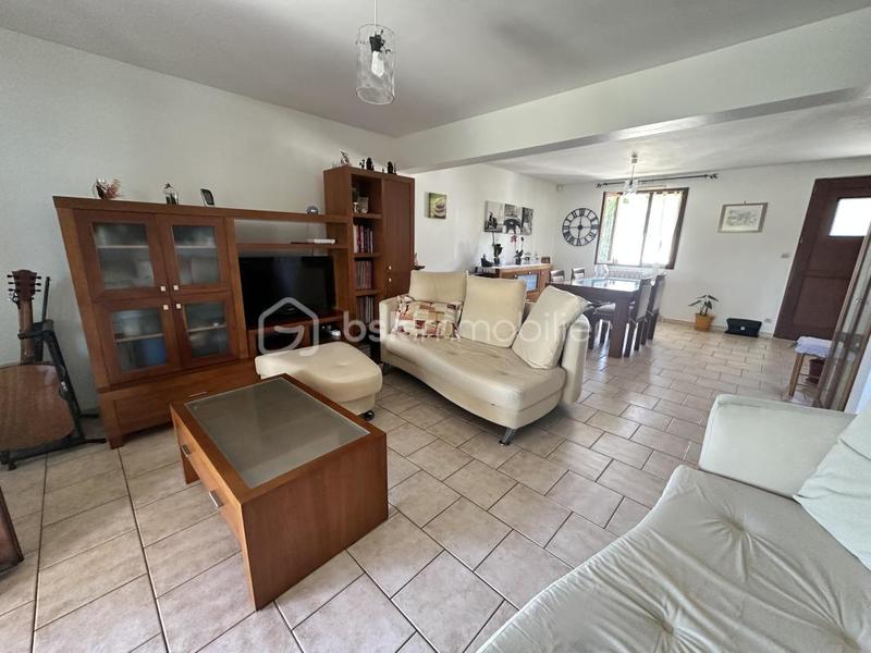 Pavillon - 110 m² - 5 pièces